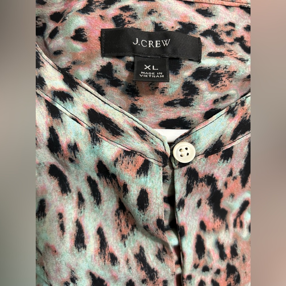 J.Crew Size XL Short Sleeve Blouse NWOT - Picture 3 of 5